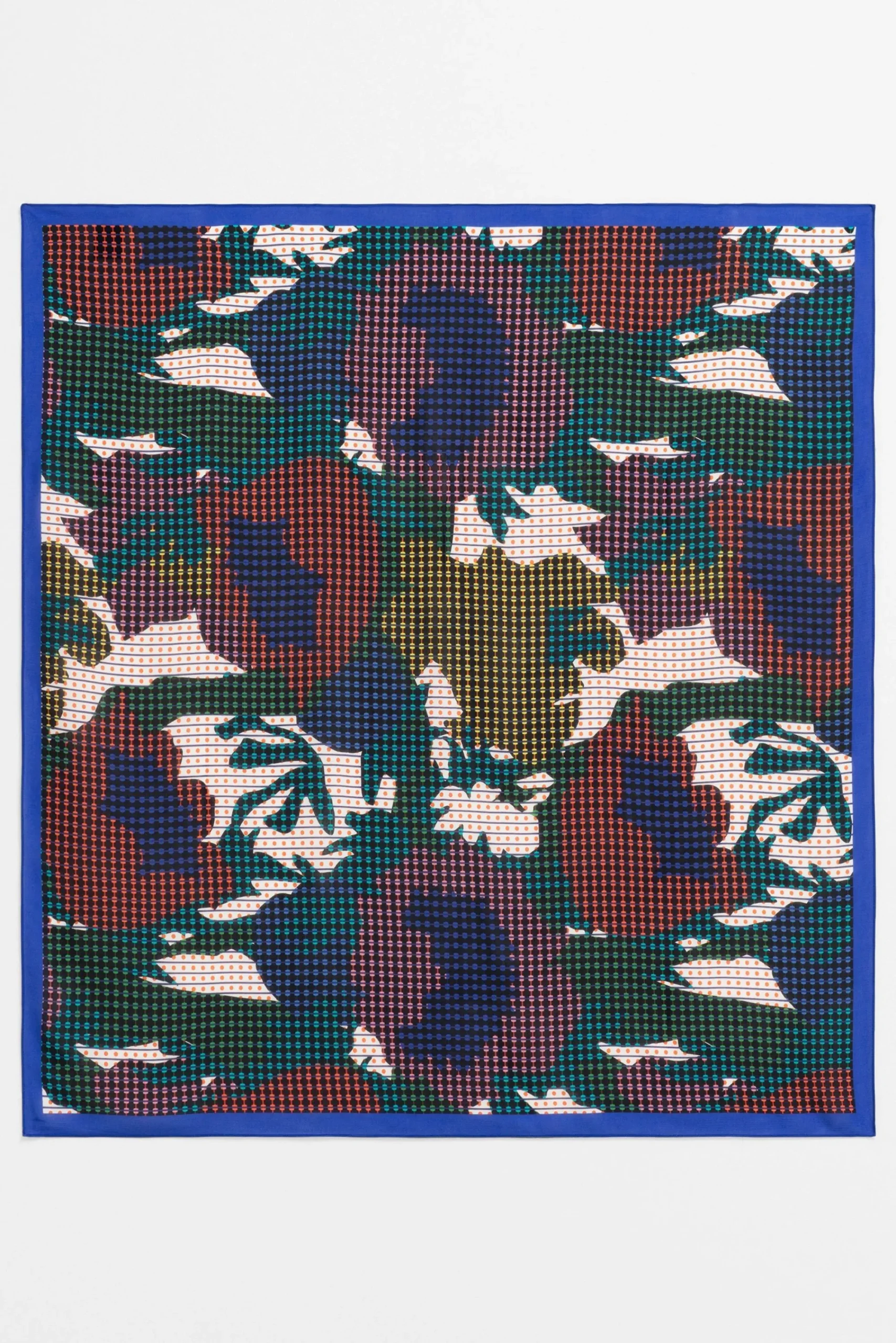 Halst Scarf|ELK Online