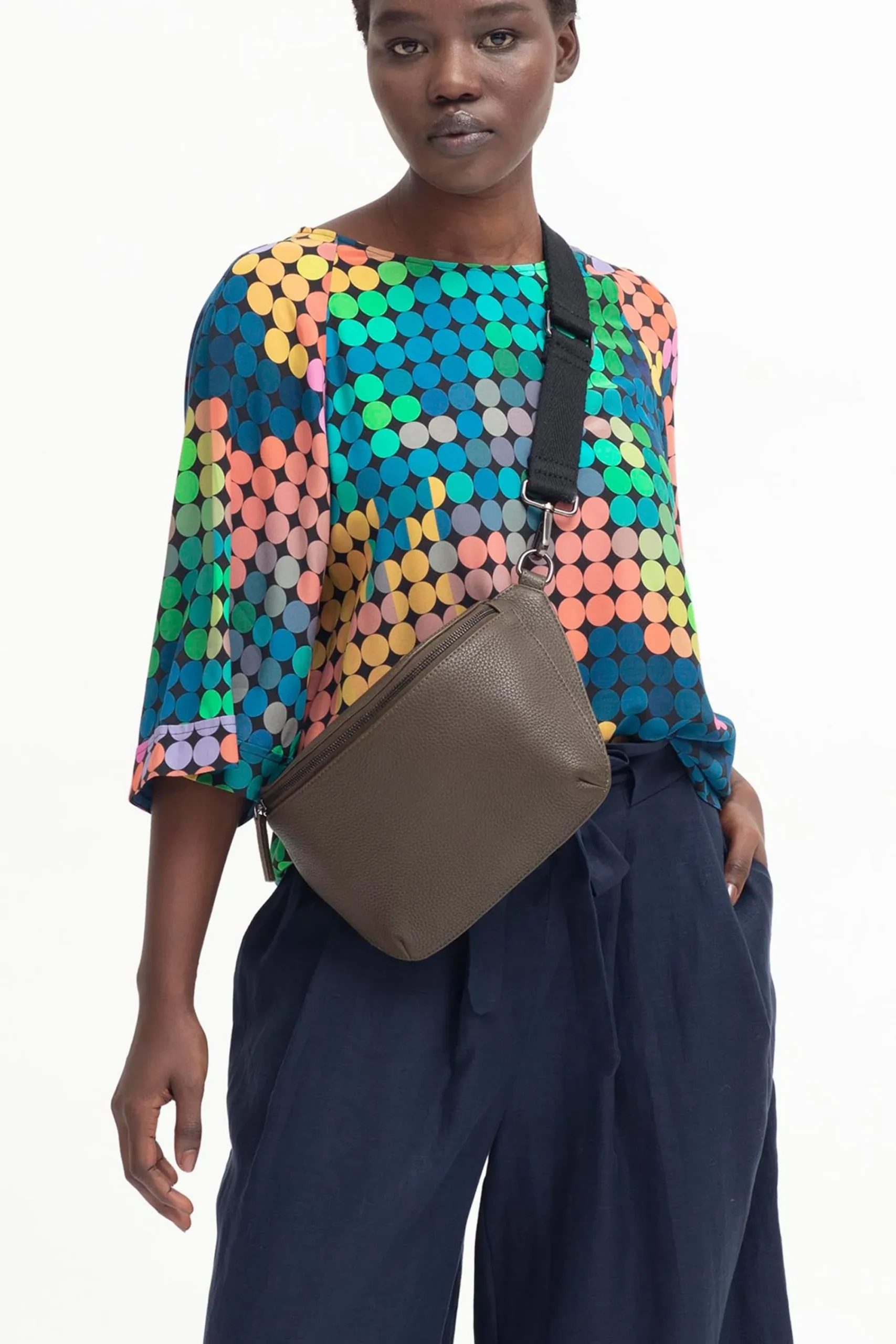 Tavik Sling Bag|ELK Clearance